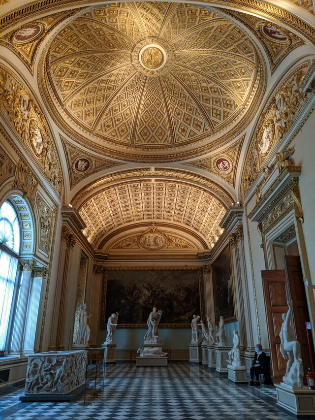 Uffizi, interior