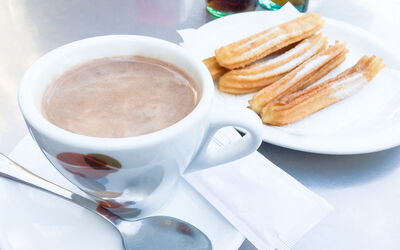 Chocolate Caliente con Churros