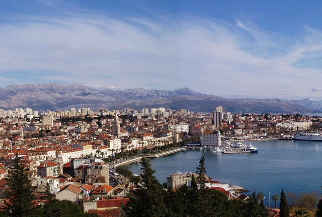 Vistas desde Colina Marjan