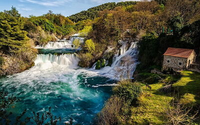 Una cascada en Krka