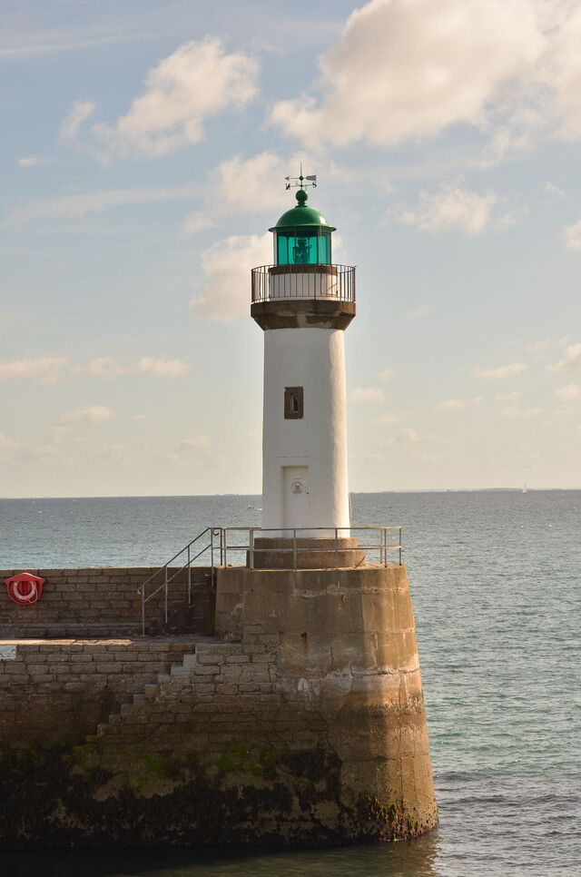 Faro en Sauzon
