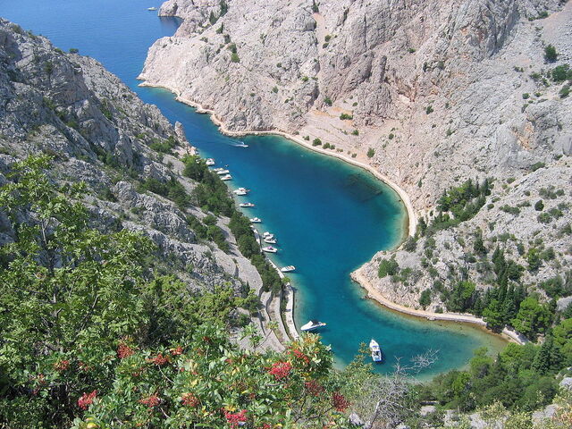 Bahía de Zavratnica