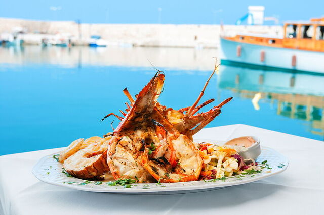 Disfrute de la langosta en Creta