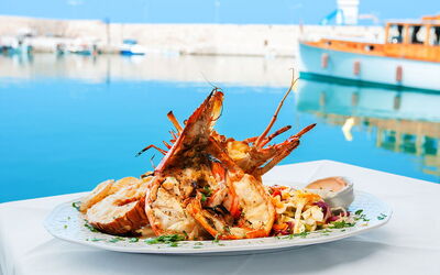 Disfrute de la langosta en Creta