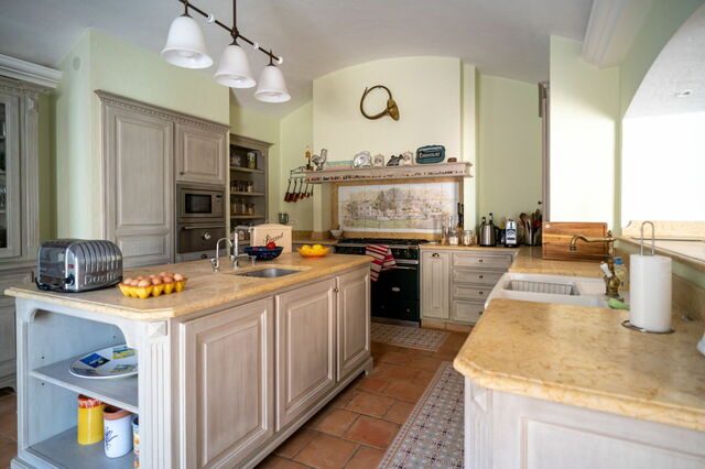 La Verdière, cocina