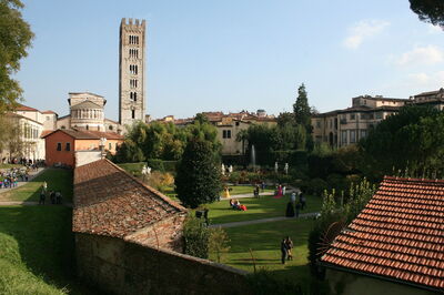 Vista de Lucca desde las Murallas