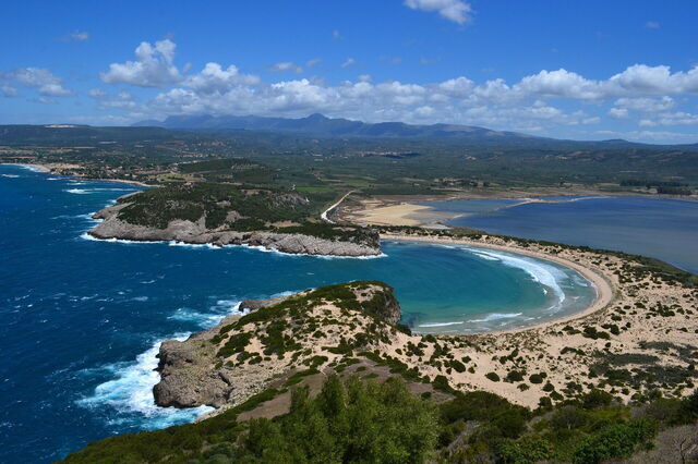 Playa Voidokoilia