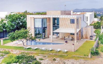 Portocolom, exterior