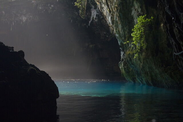Lago Melissani