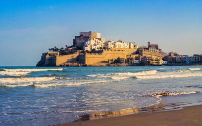 Castillo de Peñíscola desde la playa