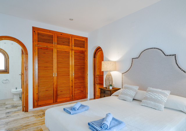 Villa Barbara, dormitorio