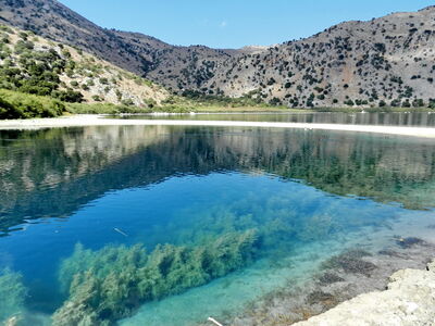 Lago Kournas, panorama