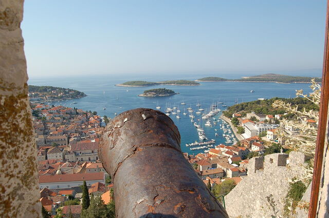 Vistas desde Fortica en Hvar