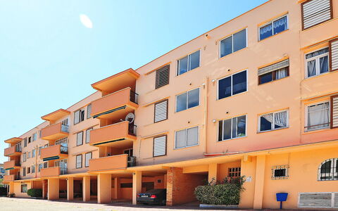 Jávea 417: Edificio, Cielo, Ventana, Propiedad, Planta, Encendiendo, Diseño Urbano, Condominio, Barrio, Barrio Residencial