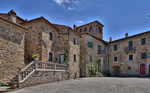 Il Pigionale: By, Propiedad, Edificio, Cielo, Pared, Arquitectura, Casa, La Arquitectura Medieval, Fachada, Pueblo
