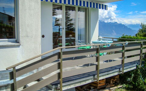 Noisette: Propiedad, Edificio, Arquitectura, Bienes Raíces, Casa, Pretil, Casa, Porche, Balcón, Ventana