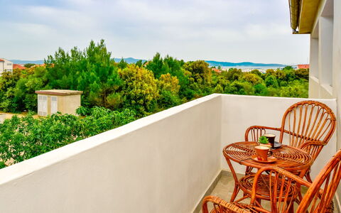 Zadar Sukošan 120: Departamento, Balcón, Mueble Para Exteriores, Eco Hotel