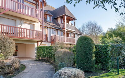 Alojamiento:&nbsp;Domaine de Clairefontaine 295.3