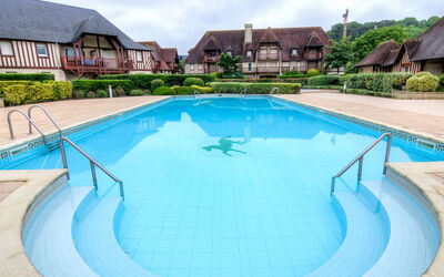 Alojamiento:&nbsp;Domaine de Clairefontaine 295.3