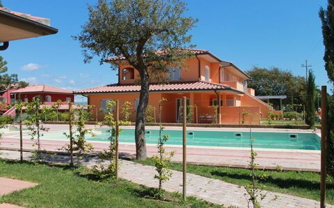 Scarlino Summer Village: Propiedad, Casa, Edificio, Bienes Raíces, Casa, Piscina, Villa, Ocio, Recurso, Barrio Residencial