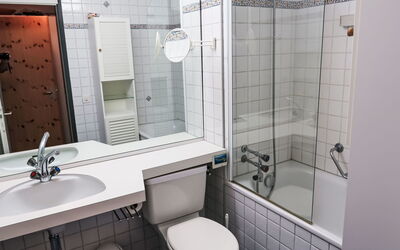Alojamiento:&nbsp;Apt B 032 100.123
