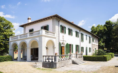 Villa Le Volte: Propiedad, Casa, Edificio, Inmuebles, Casa, Bienes Raíces, Arquitectura, Mansión, Villa, Barrio Residencial