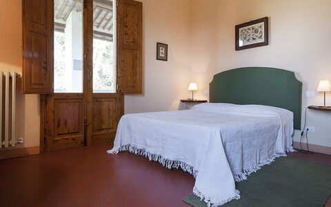Villa Le Volte: Habitación, Cama, Mueble, Habitación, Sábana, Propiedad, Marco De La Cama, Suelo, Lecho, Diseño De Interiores
