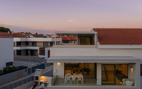 Villa Fasana: Madera, Casa, Porche, Cubierta, Madera Dura, Techo, Manchas De Madera, Suelos De Madera, Eco Hotel