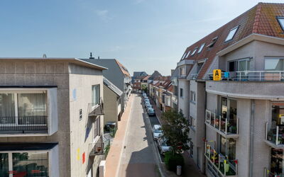 Bredene 711: Edificio, Barrio Residencial, Área Urbana, Barrio, By, Departamento, Ciudad, Casa, Calle, Casa