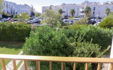 Les Jardins du Vidourle: Vegetación, Propiedad, Barrio Residencial, Planta, Arbusto, Bienes Raíces, Árbol, Hierba, Familia De Las Gramíneas, Jardín