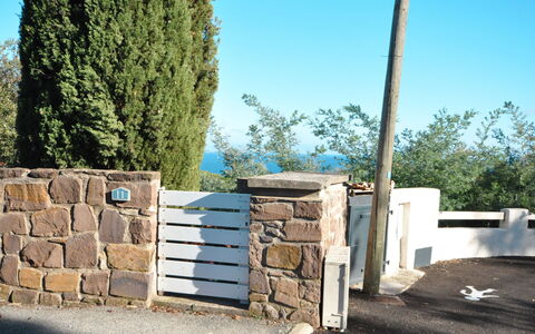 Villa Chantoiseau: Edificio, Propiedad, Mueble, Ventana, Comodidad, Madera, Diseño De Interiores, Sombra, Suelo