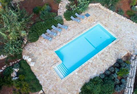 Villa Cristina: Agua, Planta, Piscina, Rectángulo, Mueble Para Exteriores, El Terreno Del Lote, Cuerpo De Agua, Hierba, Diseño Urbano, Condominio