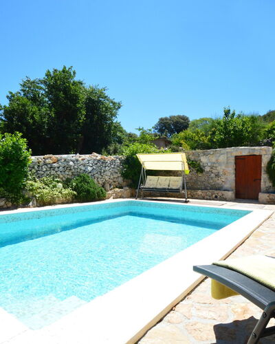 Home Sweet Home: Piscina, Propiedad, Bienes Raíces, Casa, Casa, Patio Interior, Edificio, Ocio, Villa, Vacaciones