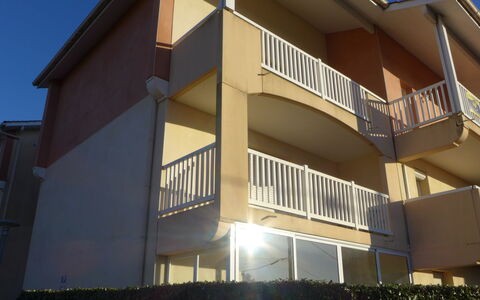 Les Terrasses du Cap: Propiedad, Cielo, Edificio, Diseño Urbano, Condominio, Material Compuesto, Sombra, Barrio Residencial, Fachada, Edificio Comercial