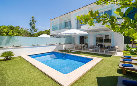 Teresa Beach 2: Piscina, Ocio, Recurso, Mueble Para Exteriores, Inmuebles, Sombra, Villa, Hotel, Eco Hotel, Paisajismo
