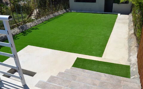 Sa Lluna: Hierba, Césped, Propiedad, Césped Artificial, Patio, Patio Interior, Piso, Paisajismo, Yarda, Suelo