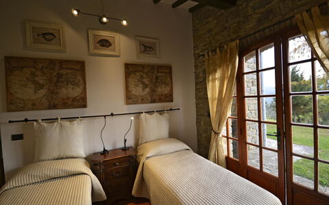 Villa Gelsomino: Habitación, Propiedad, Habitación, Mueble, Edificio, Diseño De Interiores, Cama, Casa, Techo, Sábana