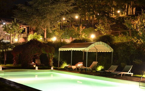 Villa Magnolia: Piscina, Encendiendo, Propiedad, La Iluminación Del Paisaje, Recurso, Ocio, Casa, Eco Hotel, Bienes Raíces, Casa