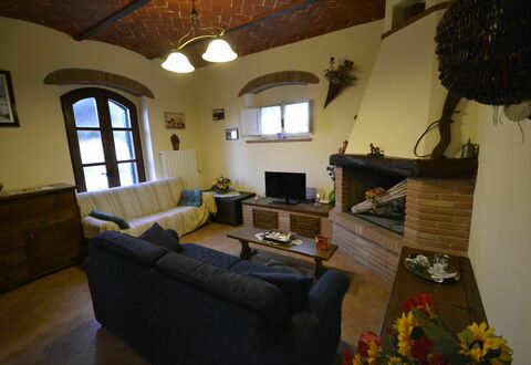 Appartamento Luna: Habitación, Propiedad, Sala, Casa, Edificio, Diseño De Interiores, Mueble, Casa, Techo, Suelo