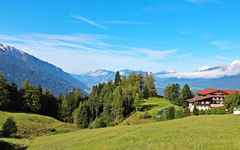 Renauer: Nube, Cielo, Planta, Montaña, Paisaje Natural, Entorno Natural, Árbol, Tierras Altas, Vegetación, Luz De Sol