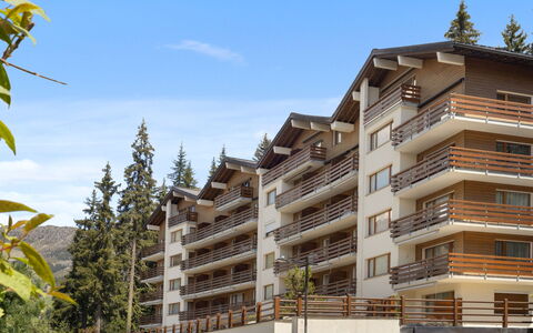 Bruyères A32: Departamento, Condominio, Balcón, Cerca