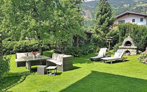 Aschau im Zillertal 485: Jardín, Arbusto, Paisaje, Mueble, Mueble Para Exteriores, Cordillera, Césped, Cobertura Del Suelo, Paisajismo