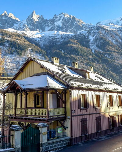Le Chalet Suisse