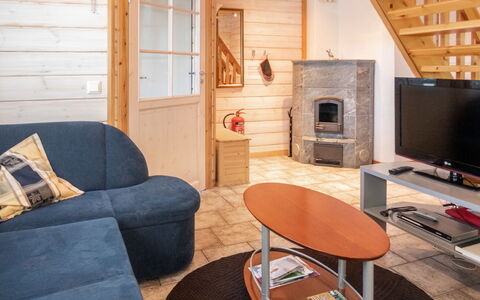 Ruka Snow and Sun 2: Madera, Mueble, Diseño De Interiores, Piso, Habitación, Suelo, Casa, Sala, Manchas De Madera, Madera Dura
