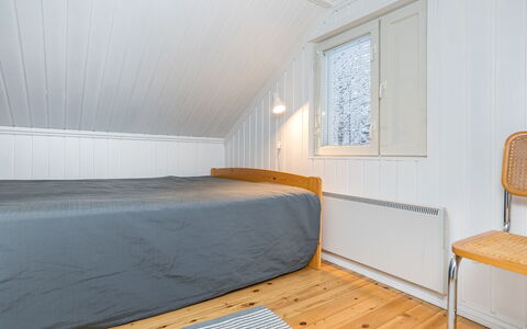 Keloranta: Piso, Suelo, Madera, Techo, Diseño De Interiores, Habitación, Suelos De Madera, Habitación, Cama, Madera Dura
