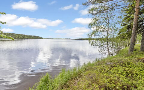 Kuontijärvi a: Azul, Los Recursos Hídricos, Agua, Cuerpo De Agua, Naturaleza, Nube, Entorno Natural, Verde, Paisaje Natural, Camino Acuático
