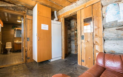 Iso-Karhu: Madera, Vía Muerta, Cabaña, Casa, Casa, Tablón, Edificios Del Jardín, Cuarto De Troncos, Madera Dura, Porche