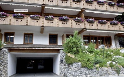 Drive - Gstaad, Berna, Suiza