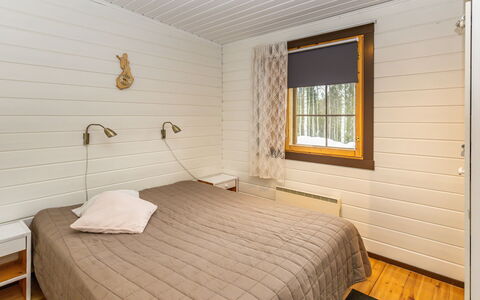 Lomapohjas 2: Madera, Piso, Suelo, Diseño De Interiores, Techo, Habitación, Habitación, Manchas De Madera, Madera Dura, Cama
