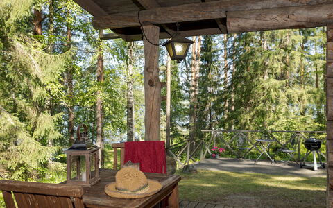 Rinnekämppä: Mueble, Piso, Diseño De Interiores, Pared, Suelo, Sofá, Madera, Sala, Suelos De Madera, Habitación